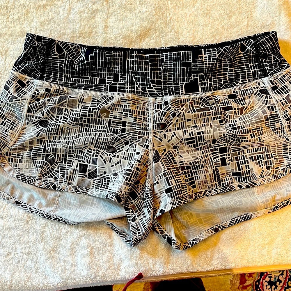 SEAWHEEZE speed up 2.5” Shorts Size 8